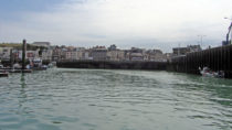 Hafen von Dieppe bei Niedrigwasser